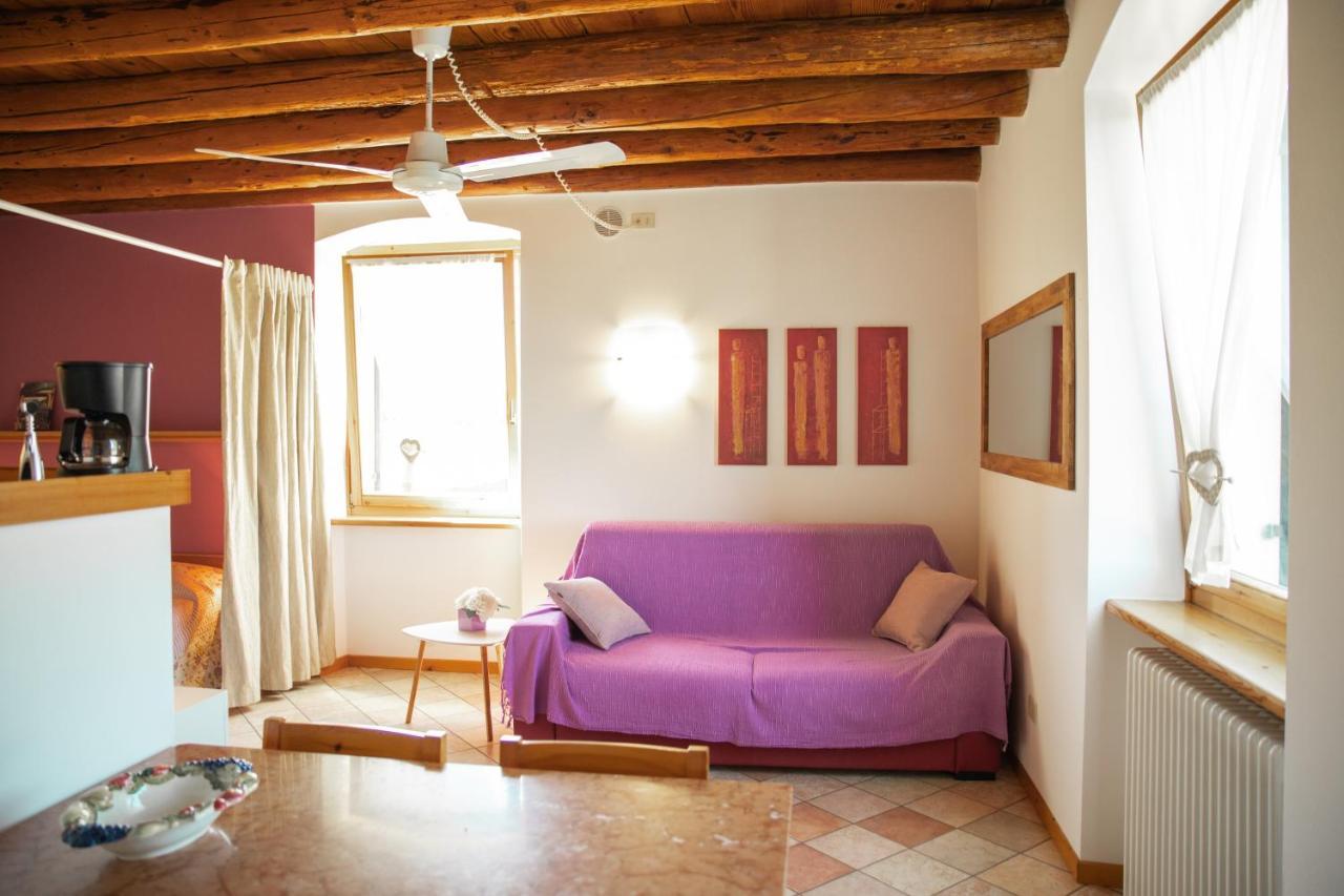 Agriturismo Le Ginestre Лацизе Экстерьер фото