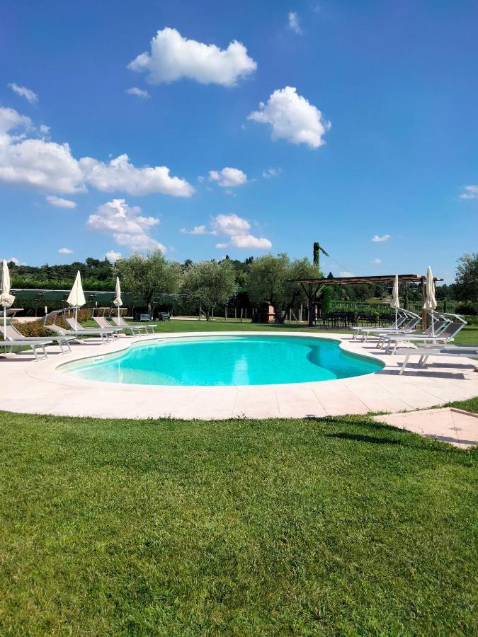 Agriturismo Le Ginestre Лацизе Экстерьер фото